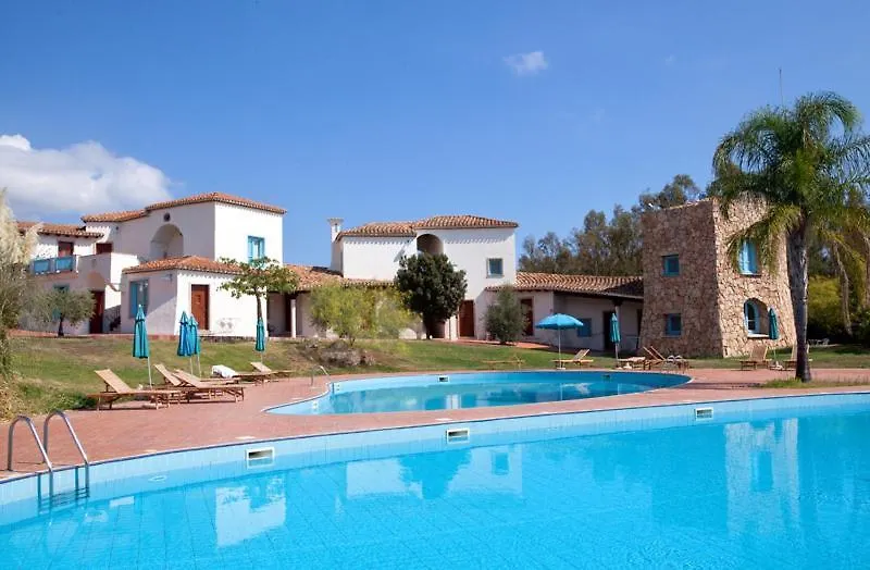 Hotel Club Ogliastra Beach Cardedu 4*,